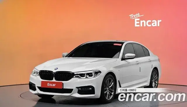 BMW 5 Series 2018 — Фото 1/20