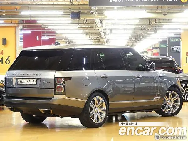 Land Rover Range Rover 2019 — Фото 1/20