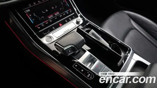 Audi Q7 2021 — Фото 9/20