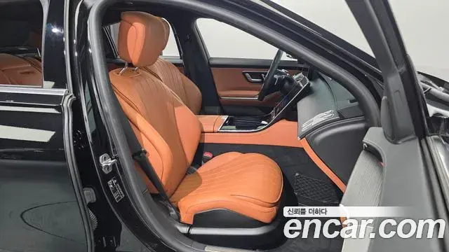 Mercedes-Benz S-Class 2022 — ფოტო 13/33