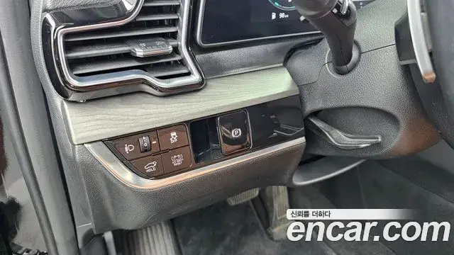 Kia Sportage 2022 — Фото 17/20