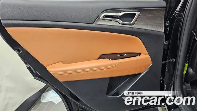Kia Sportage 2022 — Şəkil 27/32