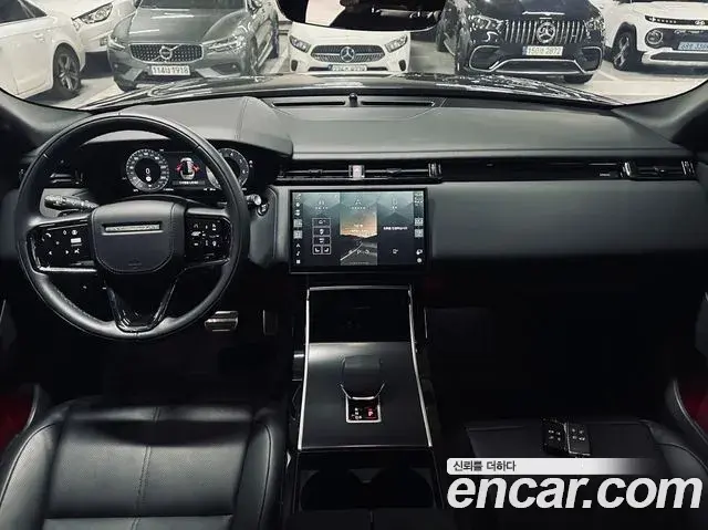 Land Rover Range Rover Velar 2025 — Photo 6/20