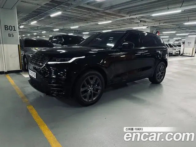 Land Rover Range Rover Velar 2025 — Photo 10/20