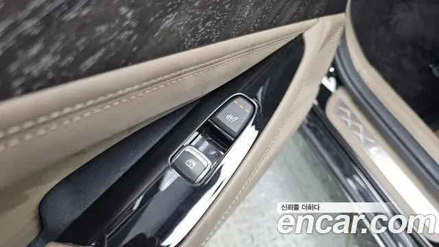 Kia K8 2021 — ფოტო 21/34