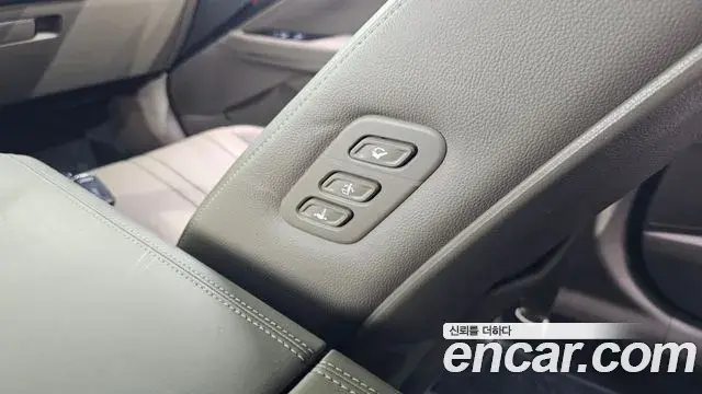Kia K8 2021 — ფოტო 30/34