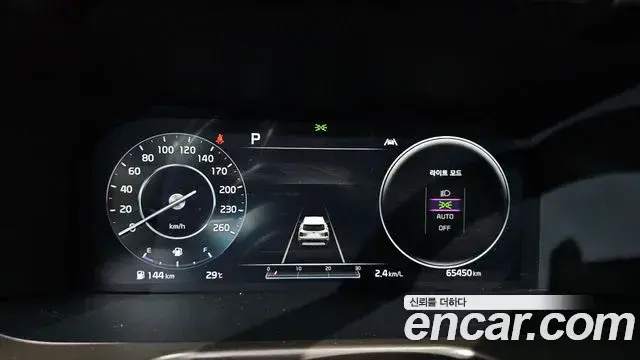 Kia Sorento 2021 — Photo 8/20
