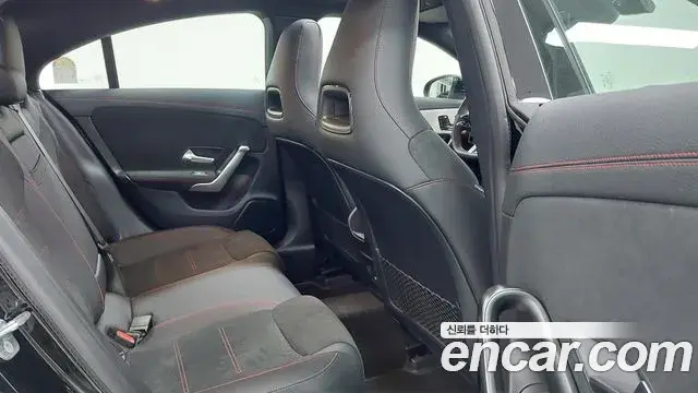 Mercedes-Benz CLA-Class 2025 — Фото 9/17