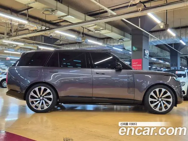 Land Rover Range Rover 2025 — ფოტო 12/20
