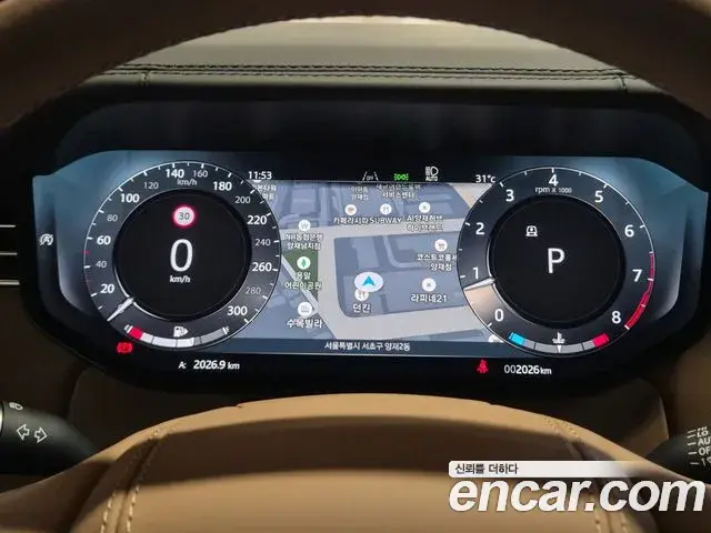 Land Rover Range Rover 2025 — ფოტო 8/20