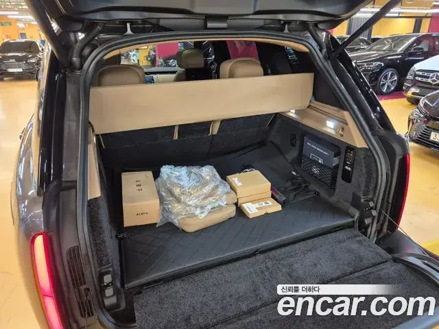 Land Rover Range Rover 2025 — ფოტო 6/20