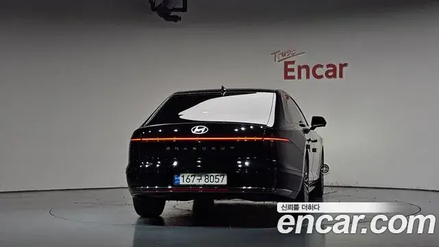 Hyundai Grandeur 2023 — Фото 4/20