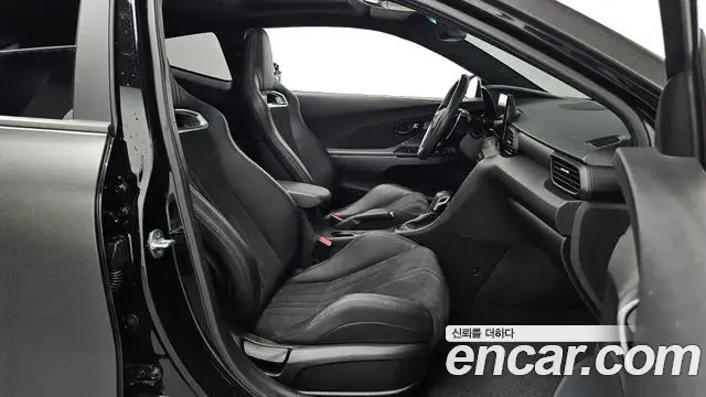 Hyundai Veloster 2021 — Фото 9/20