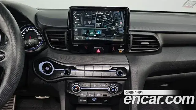 Hyundai Veloster 2021 — Фото 13/20