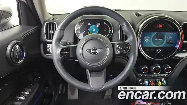 Mini Cooper Countryman 2024 — Фото 12/20