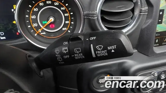 Jeep Wrangler 2020 — Фото 20/20