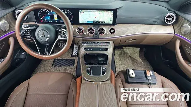 Mercedes-Benz E-Class 2023 — Фото 7/20