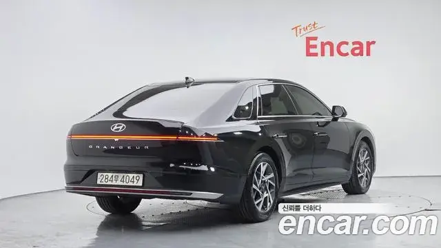Hyundai Grandeur 2023 — Фото 2/20