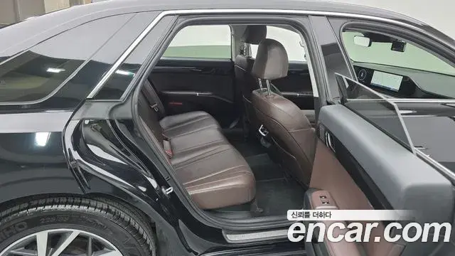 Hyundai Grandeur 2023 — Фото 11/20