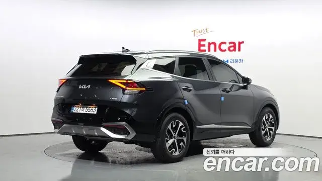 Kia Sportage 2024 — Фото 2/20