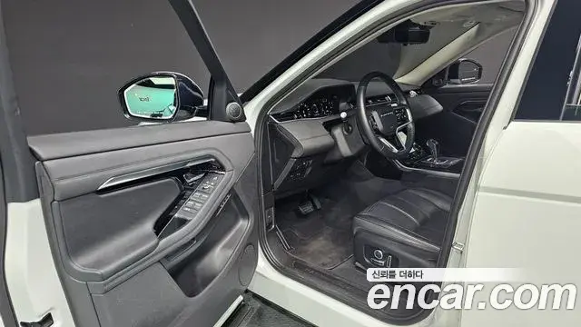 Land Rover Range Rover Evoque 2022 — Фото 10/20