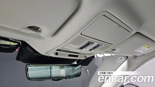 Land Rover Range Rover Evoque 2022 — Фото 20/20