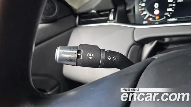 Land Rover Range Rover Evoque 2022 — Photo 10/35