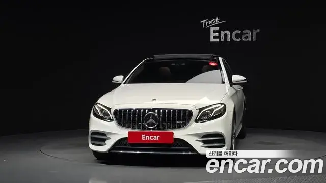 Mercedes-Benz E-Class 2019 — Фото 3/20