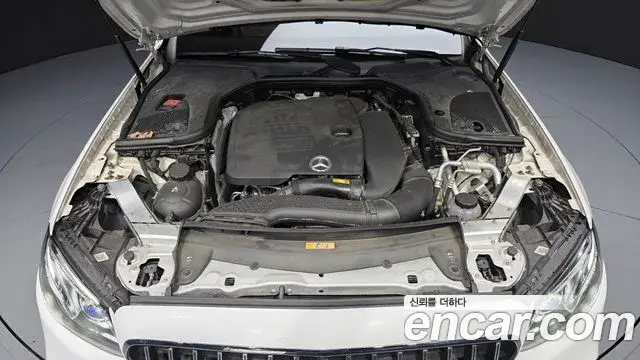 Mercedes-Benz E-Class 2019 — Фото 6/20