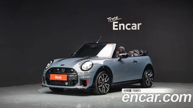 Mini Cooper S Convertible 2026 — Фото 1/20