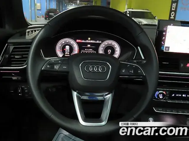 Audi Q5 2024 — Фото 9/20