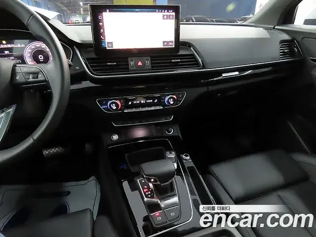 Audi Q5 2024 — Фото 10/20