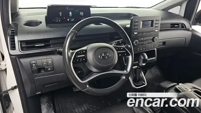 Hyundai Staria 2021 — Фото 13/20