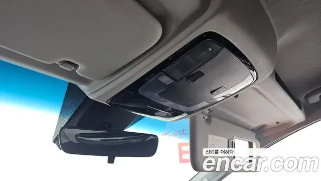 Hyundai Staria 2021 — Фото 20/20