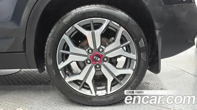 Kia Seltos 2021 — Photo 4/37