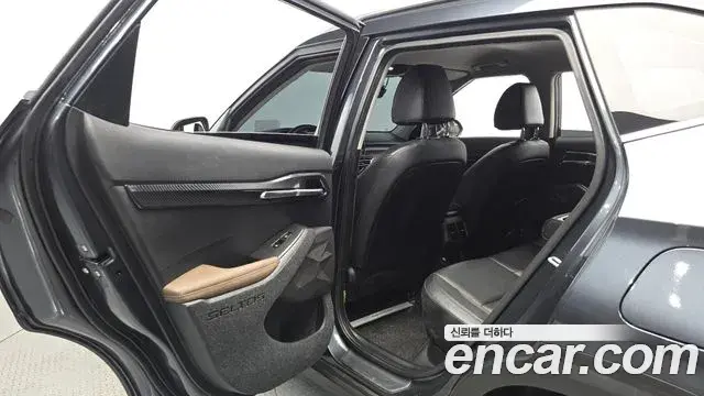 Kia Seltos 2021 — Photo 27/37