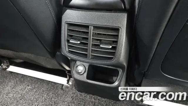 Kia Seltos 2021 — Photo 5/37