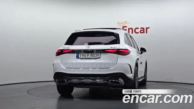 Mercedes-Benz GLC-Class 2023 — Фото 4/20