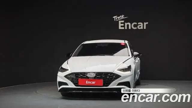 Hyundai Sonata 2021 — Фото 3/20