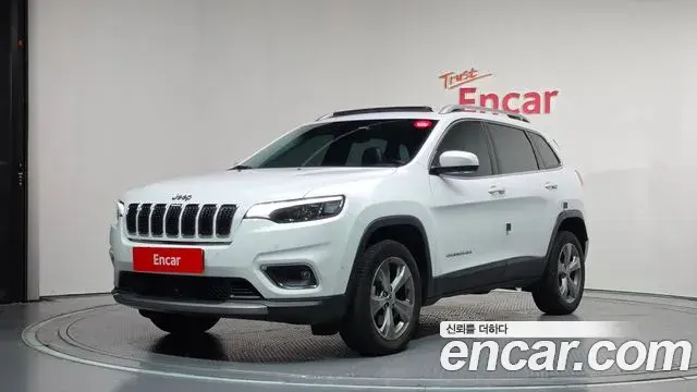 Jeep Cherokee 2020 — Фото 1/20