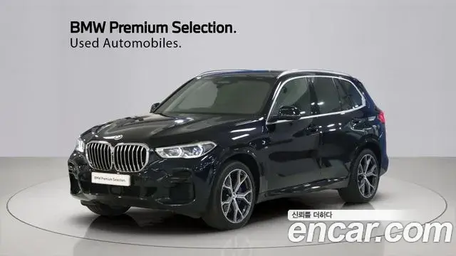 BMW X5 2022 — Фото 1/20