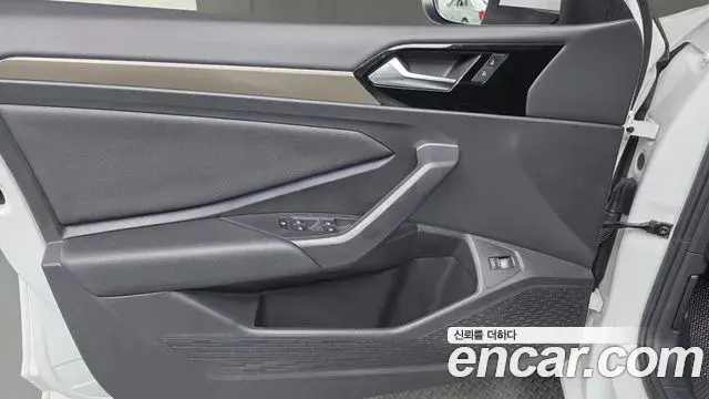 Volkswagen Jetta 2021 — Şəkil 8/33
