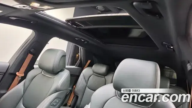 Genesis GV70 2022 — ფოტო 16/30