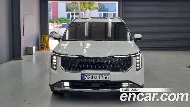Kia Carnival 2025 — Photo 9/18