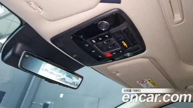 Kia Carnival 2025 — Photo 14/18