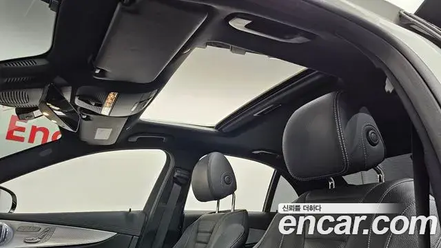 Mercedes-Benz E-Class 2021 — Фото 17/20