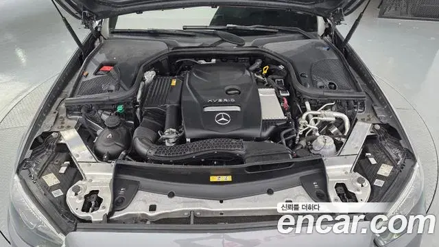 Mercedes-Benz E-Class 2021 — Фото 6/20