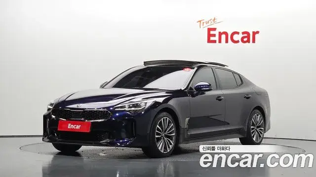 Kia Stinger 2018 — Фото 1/20