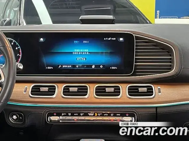 Mercedes-Benz GLE-Class 2020 — Фото 13/20