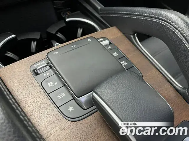 Mercedes-Benz GLE-Class 2020 — Фото 14/20